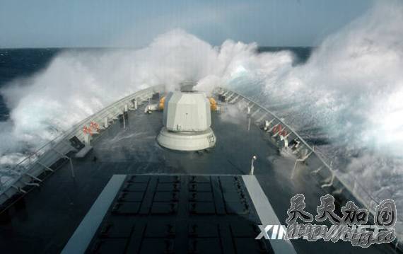 7��28�գ�&ldquo;��ɽ&rdquo;�ŵ����������ڲ�����ӿ�İ�����������ʱ������ˣ�&ldquo;����ǧ��ѩ&rdquo;���»�����߹�����