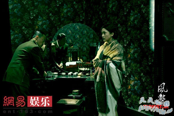 ����鿴��һ��