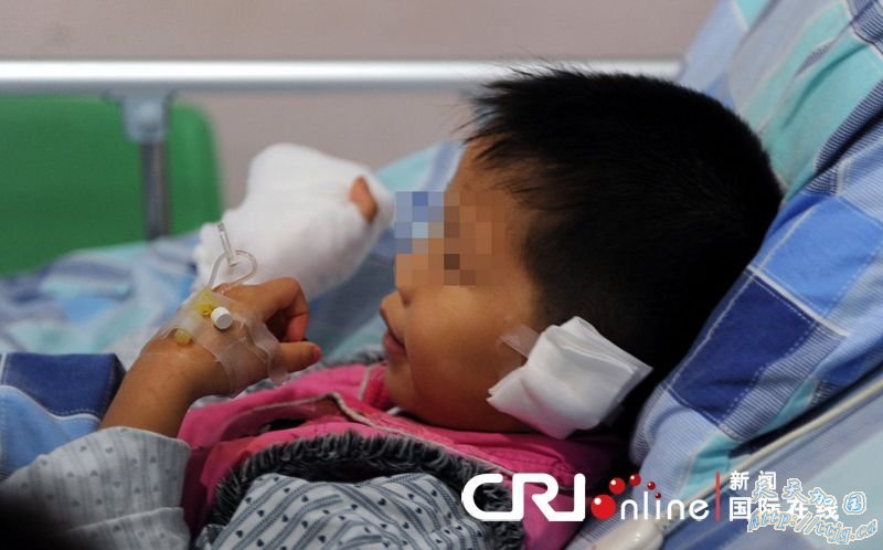 ��ɽ����˽��Ů����ĸ�����ָ �õ�ͱ������(������ͼ)