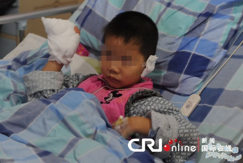 ��ɽ����˽��Ů����ĸ�����ָ �õ�ͱ������(������ͼ)