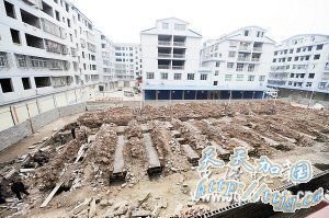 ��������&ldquo;¥���&rdquo;�ϰ岻��׹¥����(��ͼ)