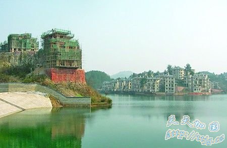 �߶�����������������ıȡ������