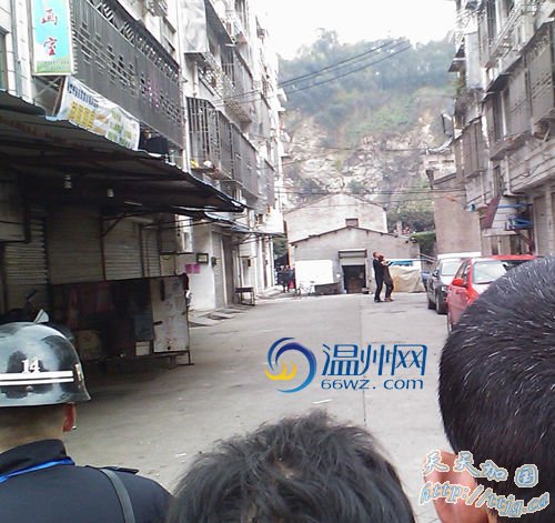 ������һ���Ӳ��г��ֵ��ٳ�����(ͼ)