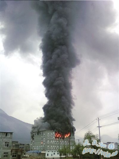 ����������¥��ҡ��������ԱӪ��(ͼ)