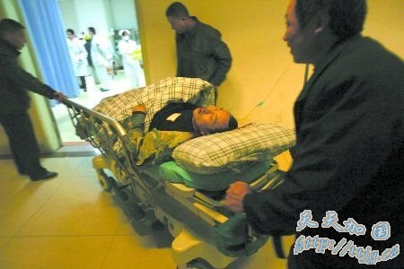 �ɶ�һ����ǽ����11�˱��� 3��������ͼ��