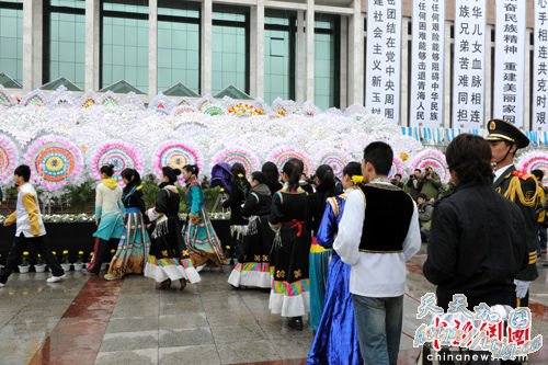 ��������Ⱥ��ѩ�е��� ��ѧ���ߺ�&ldquo;��������&rdquo;