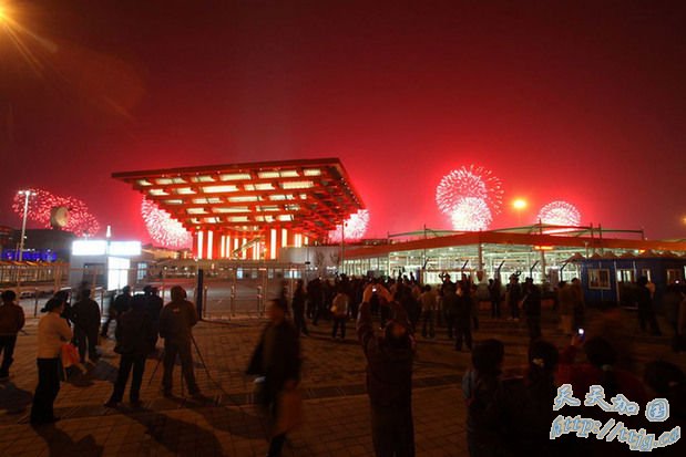 �Ϻ���������������״δ�ױ������ʽ����