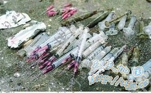 ����������������ѪҺ�м����˱��찬�̲��� ͼ/�����ձ�