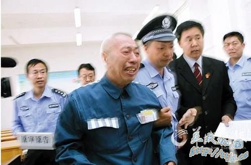 河南商丘政法委书记向冤狱10年