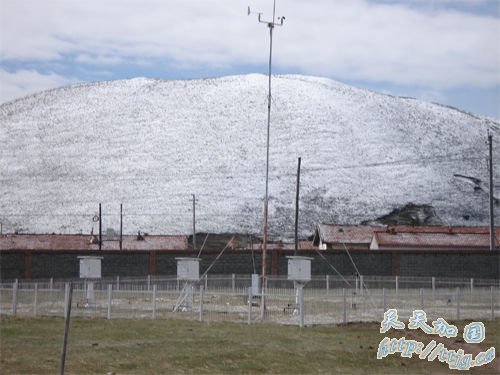 �ຣ�ϲ��ٴγ������·�ѩ �ֵس��ִ�ѩ(ͼ)