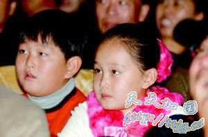 ����ʩ��Ϊ������˫��̥ �̵�����˫��̥��Ů