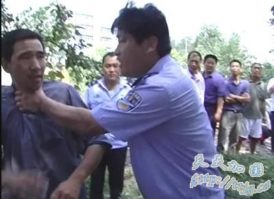 ����Ϣ�ر�����Ǩ��80������סҤ��
������������