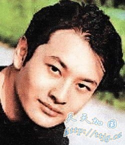 黄晓明旧照曝光疑整容知情人称半年打次瘦脸针