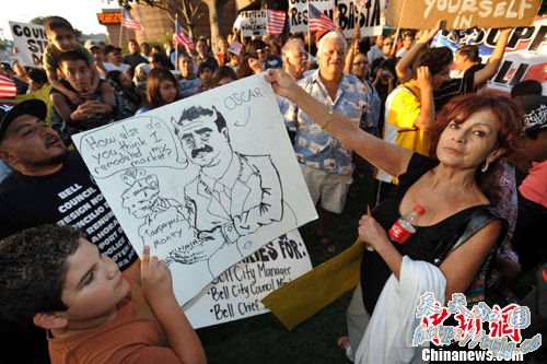 美国贫困小城爆丑闻 官员高薪超奥巴马(组图)