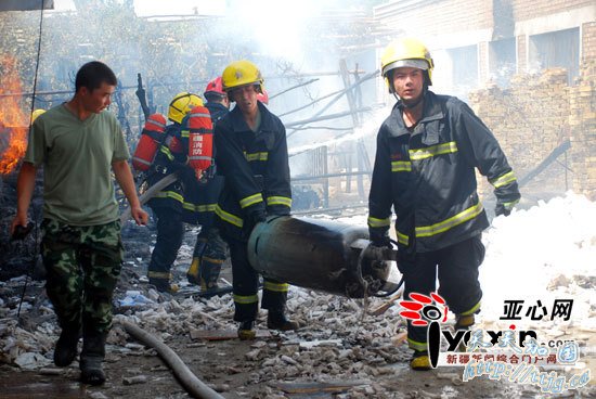 �½�����ú���ޱ�ը 12������1����������