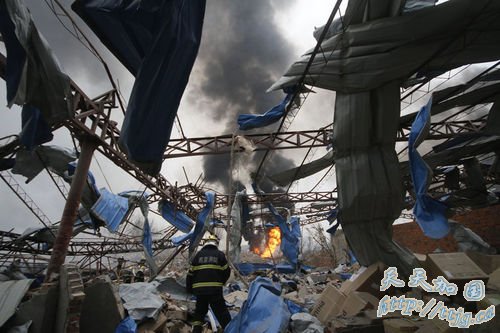 �Ͼ�������ը����13������ �������ų�