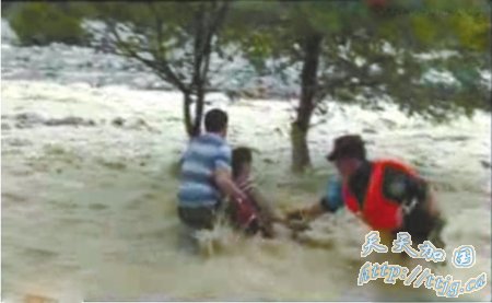 �ɷ��б���ˮ�����ʮ�� ��̨Ů����Ѱ�Ҿ�������(ͼ)