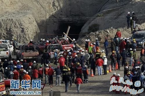 智利卫生部长要求被困矿工减肥以更快获救(图)