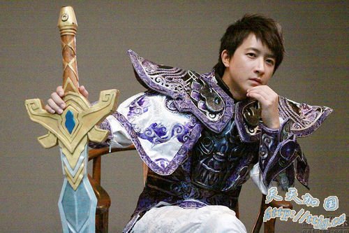 �����Ľ�ɫ����