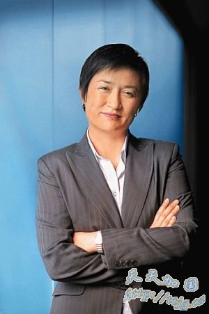 获总理青睐 黄英贤成澳大利亚首位华裔财政部长