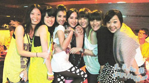 蔡依林庆30岁生日