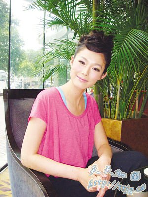于娜自称渴望结婚。