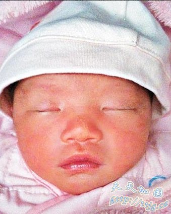 43岁魏骏杰升级当爹 23岁娇妻平安产子(图)
