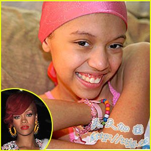 �ٹ���(Rihanna)��΢����ͯ��ȥ����ʾ��ϧ��