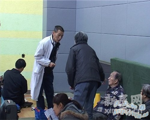 起火大楼被指施工过程存隐患 屡屡反映未解决