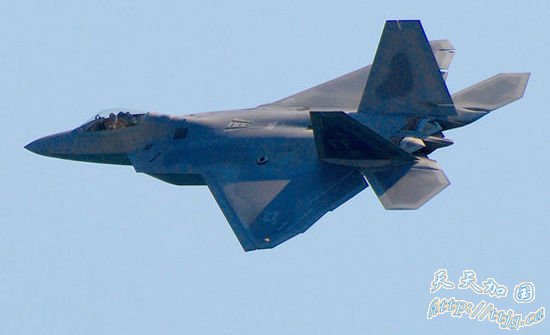 �����վ�1��F-22ս��׹�� ����Ա��δ�ҵ�