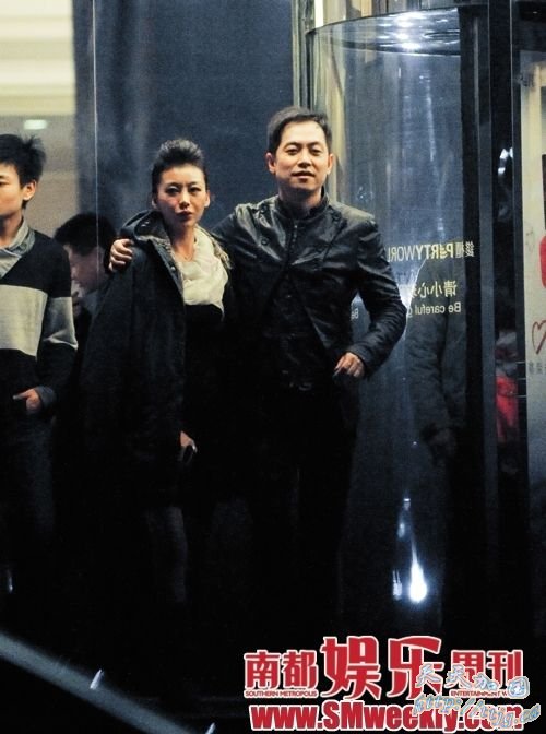 汪小菲哥们追求巩新亮。