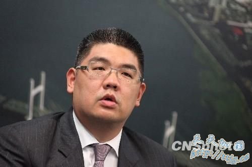 ��ս֮����ѡʱͷ����ǹ ����ҽ����