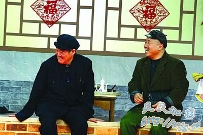 赵本山小品被指“吃老本”“花瓶”志玲实在美(图)