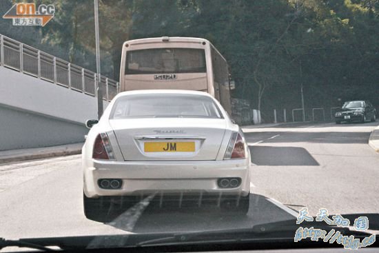 �κ������&ldquo;JM&rdquo;����®ʻ����ֱ��������ľɾ�&ldquo;��԰̨&rdquo; ��