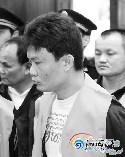 ������վ���ϴ�������ɿ��ڳ� ����16��