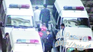 �ƹ�ԣ���ֻƿ��ս�����(��ͼ)